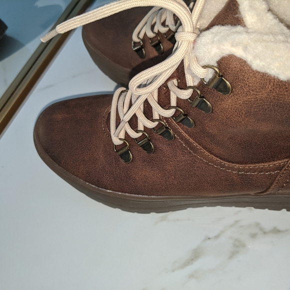 NWOT White Mountain Zion Hiking Boots - Picture 11 of 15